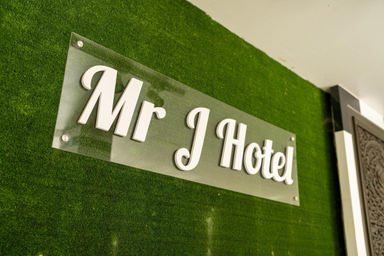 Mary J Hotel Family 10 Pax Room Кота-Бару Екстер'єр фото